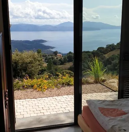 Semesterbostad Soluna